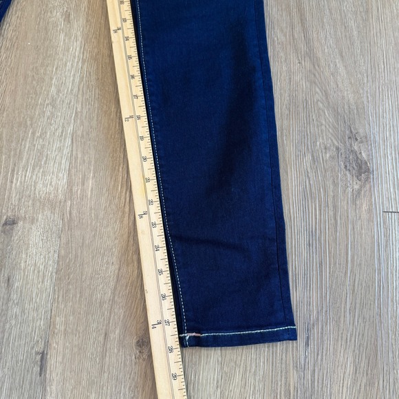 True Religion Jennie Curvy Mid Rise Super Skinny Dark Wash Jeans Size 26 NWT - Picture 4 of 10
